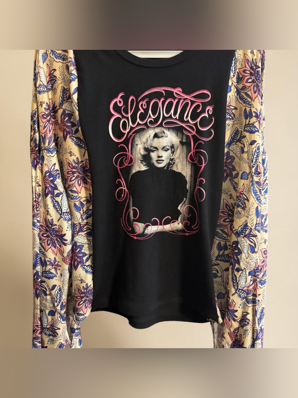 67. Marilyn Elegance Rocktop 25”P 24”L